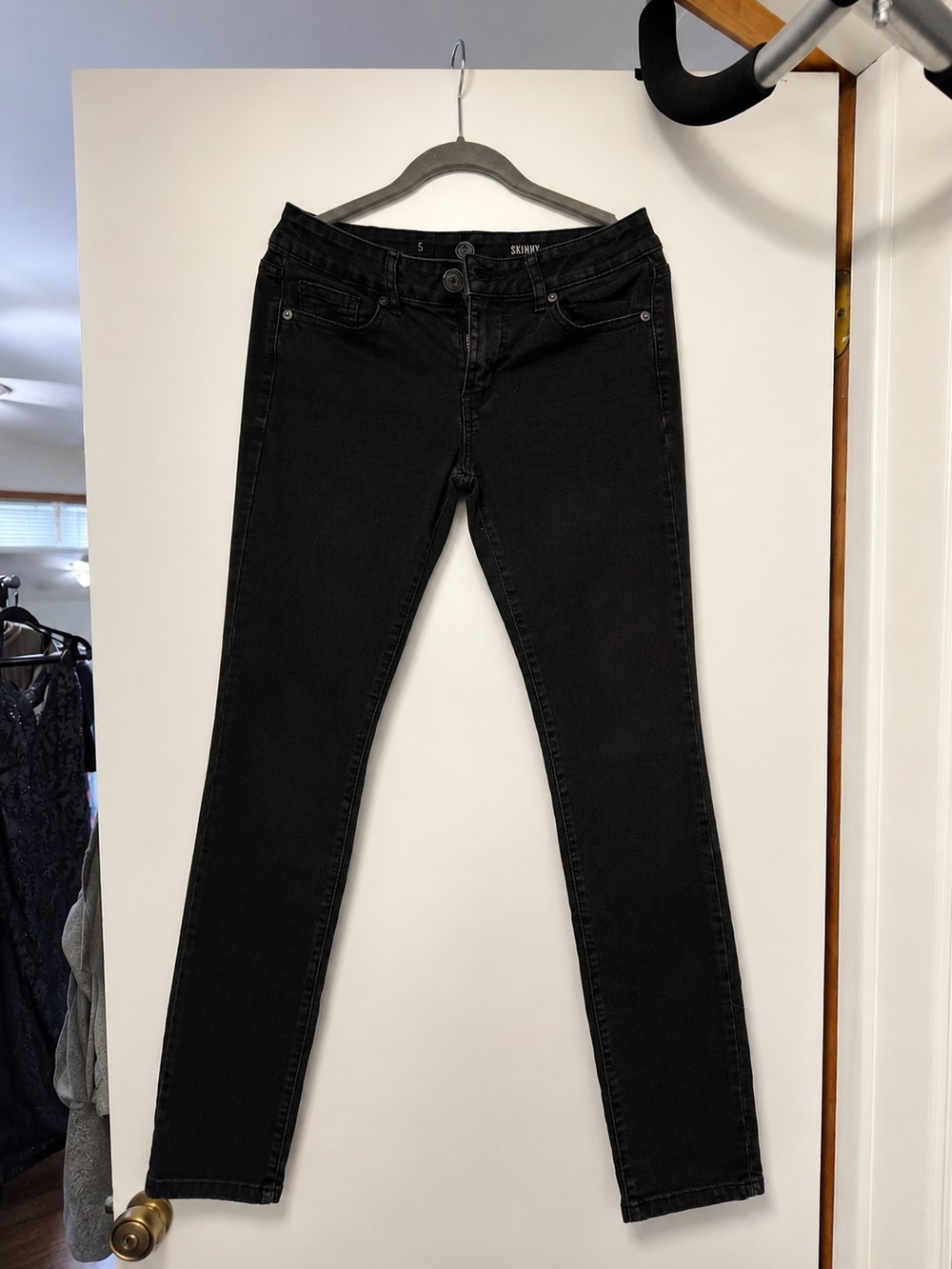 Skinny Black Women’s Jeans